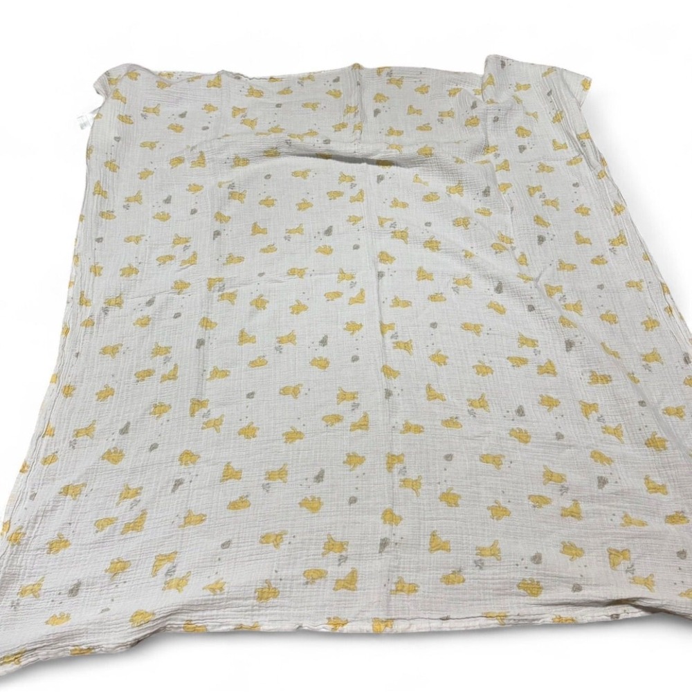 Classic Pooh muslin receiving blanket